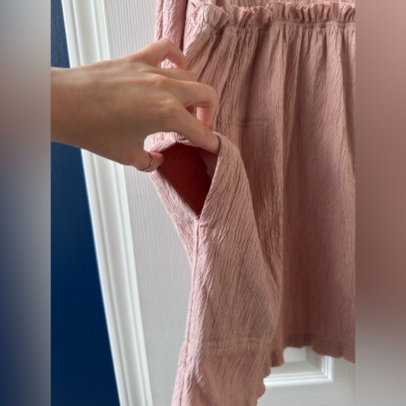 Anthropologie MABLE ROSE COLOR ROMPER PEASANT SLEEVES DEEP POCKETS nwot - Picture 3 of 8